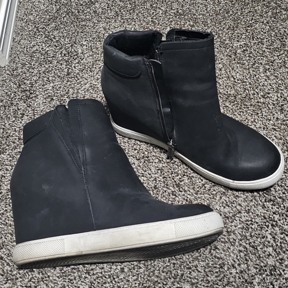 Kenneth Cole New York Women's Shoes Kam Wedge Sneaker - Picture 3 of 3